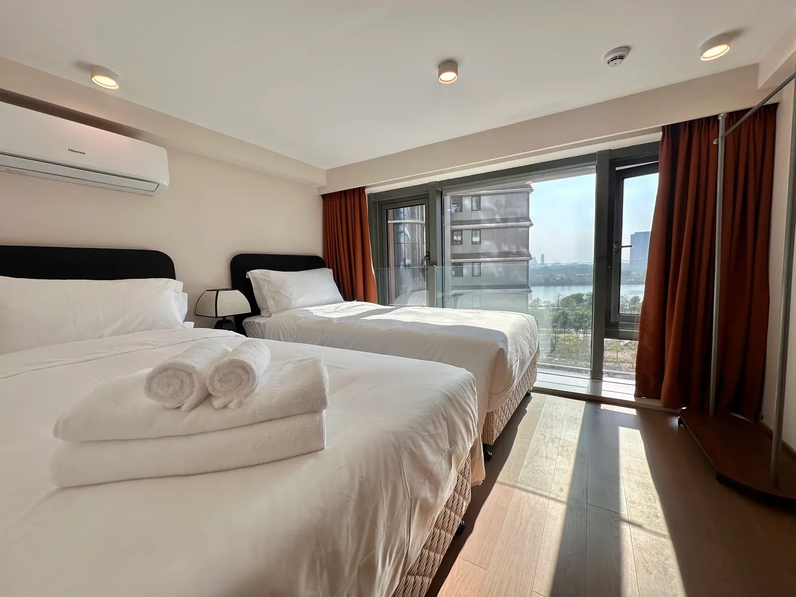 Twin Bedroom